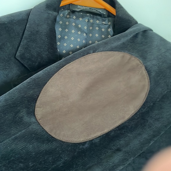 Men’s blazer in velvet by Chaps - Picture 3 of 8